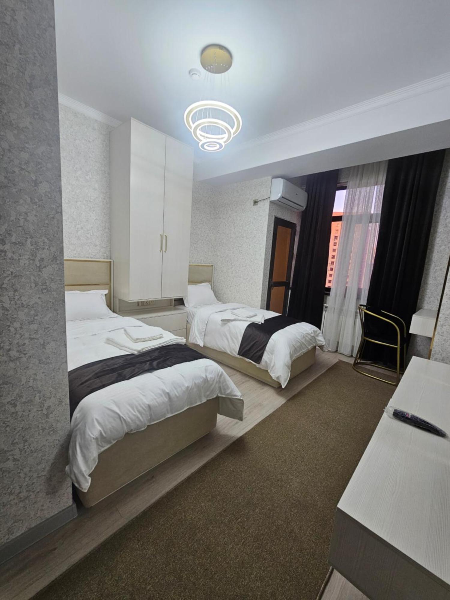 Baland Hotel Duschanbe Exterior foto
