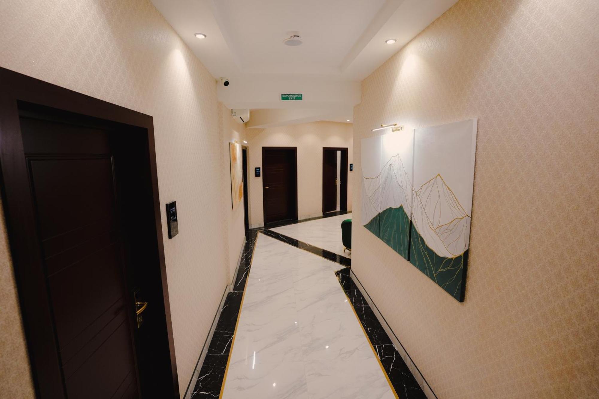 Baland Hotel Duschanbe Exterior foto